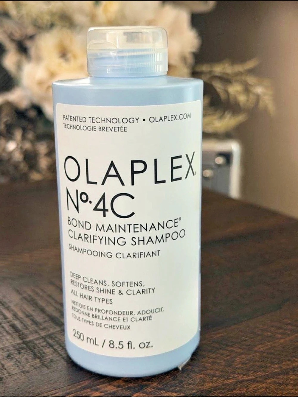 Olaplex No.4C Bond Maintenance Clarifying Shampoo Clarifying Shampoo 8.5 fl oz
